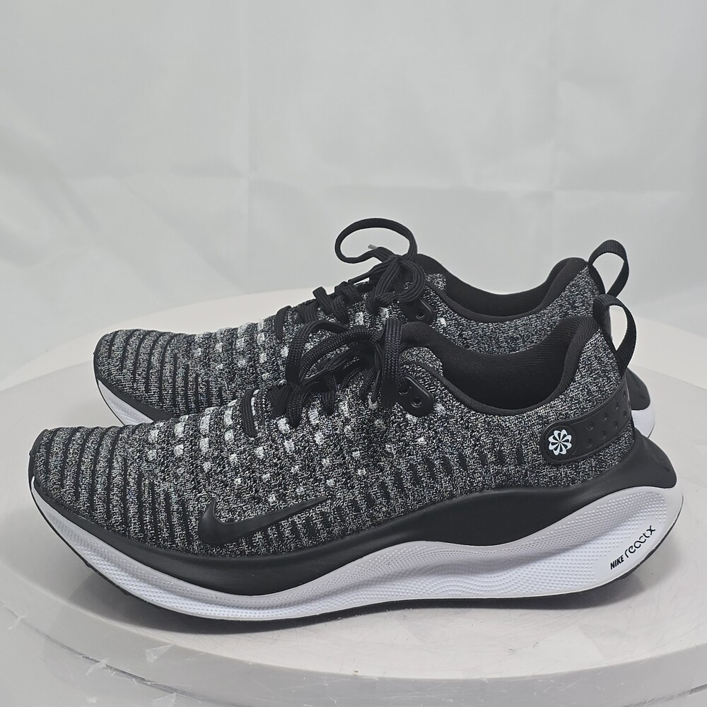 NEW Nike ReactX Infinity RUN 4 Men 8/Women 9.5 DR2665-003 Black/White Oreo Knit